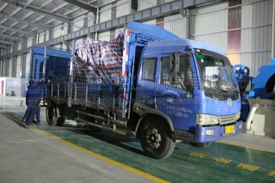 隆中LZ650細砂回收機3月22日發(fā)格魯吉亞